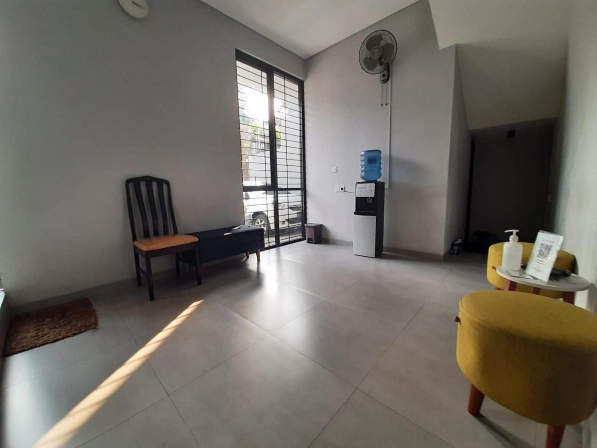 Hotel Oyo Life 92770 Cozy Puri 22 Yakarta Exterior foto
