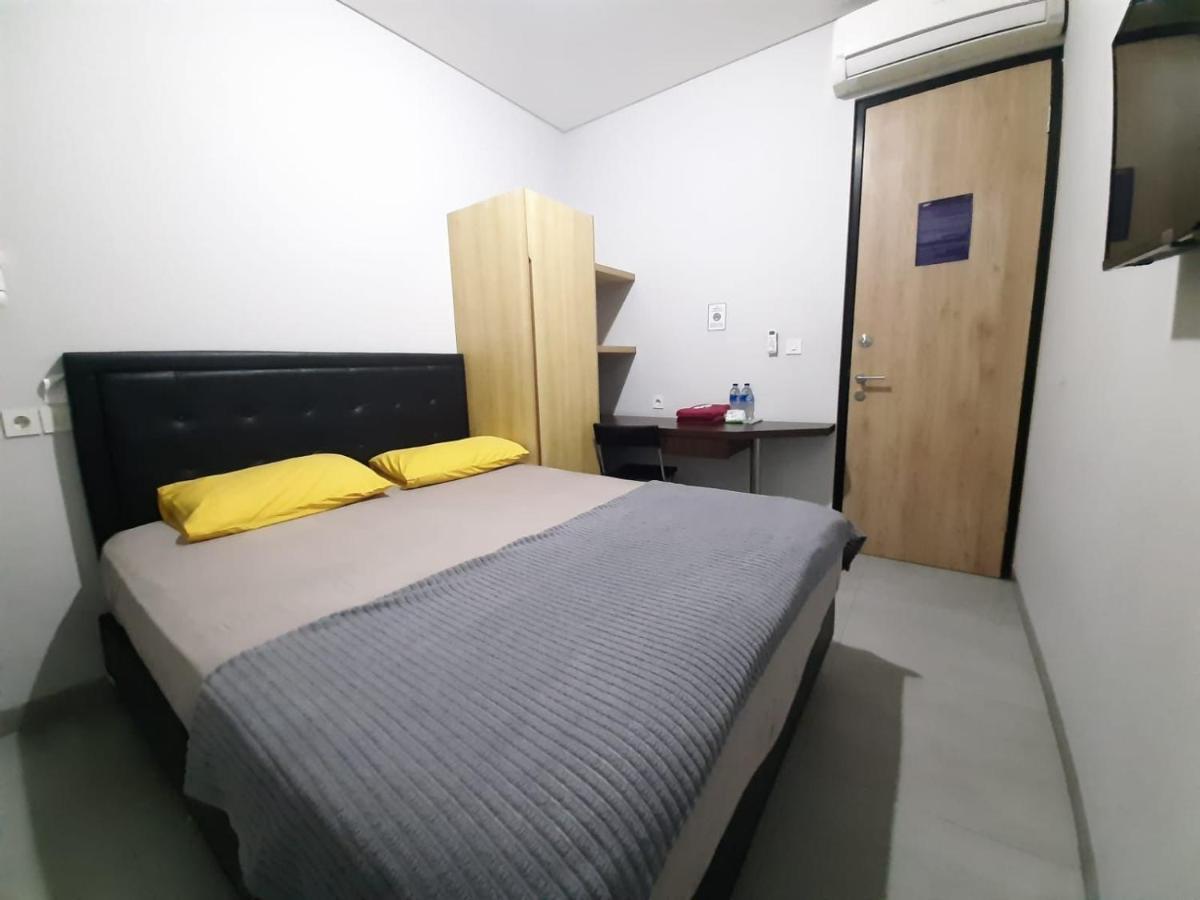 Hotel Oyo Life 92770 Cozy Puri 22 Yakarta Exterior foto