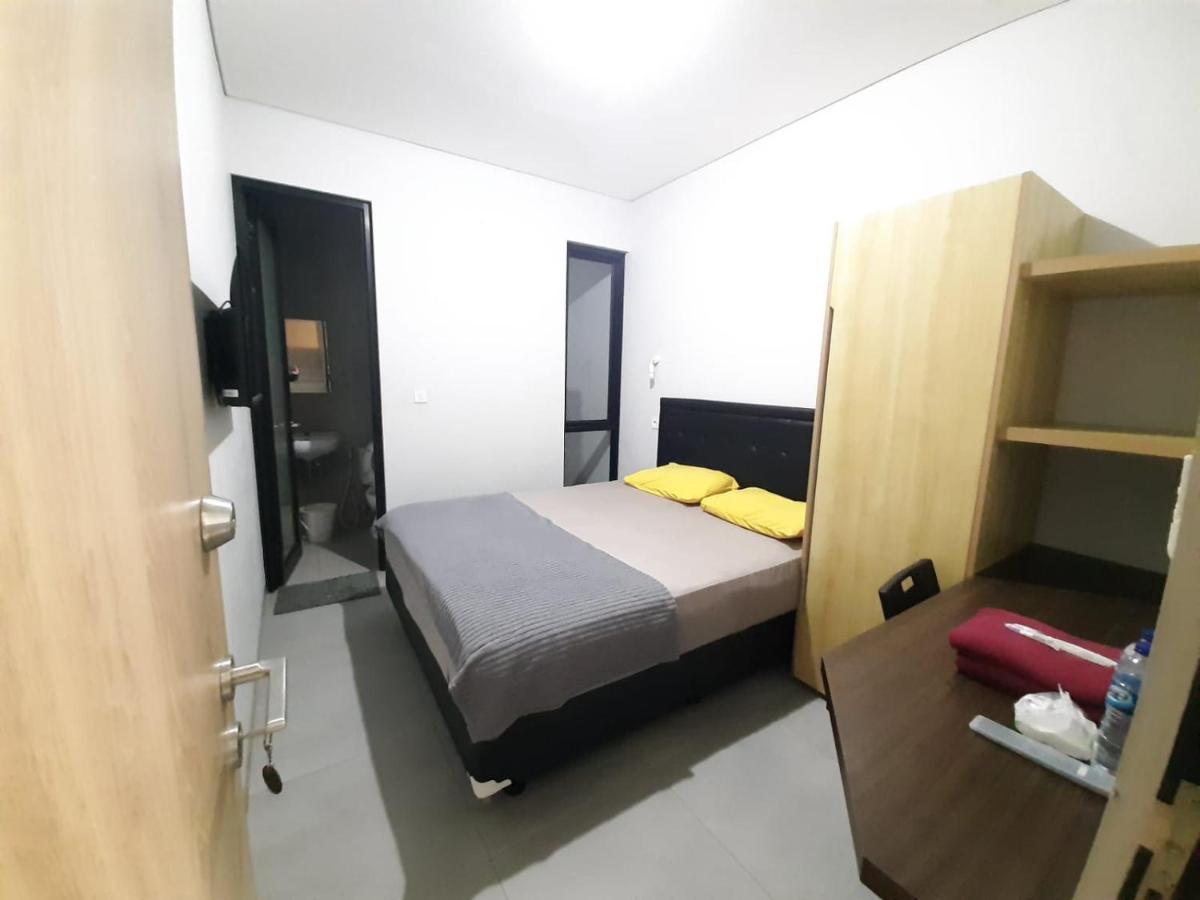 Hotel Oyo Life 92770 Cozy Puri 22 Yakarta Exterior foto