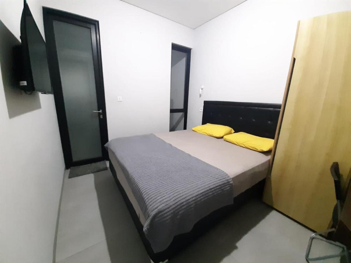 Hotel Oyo Life 92770 Cozy Puri 22 Yakarta Exterior foto